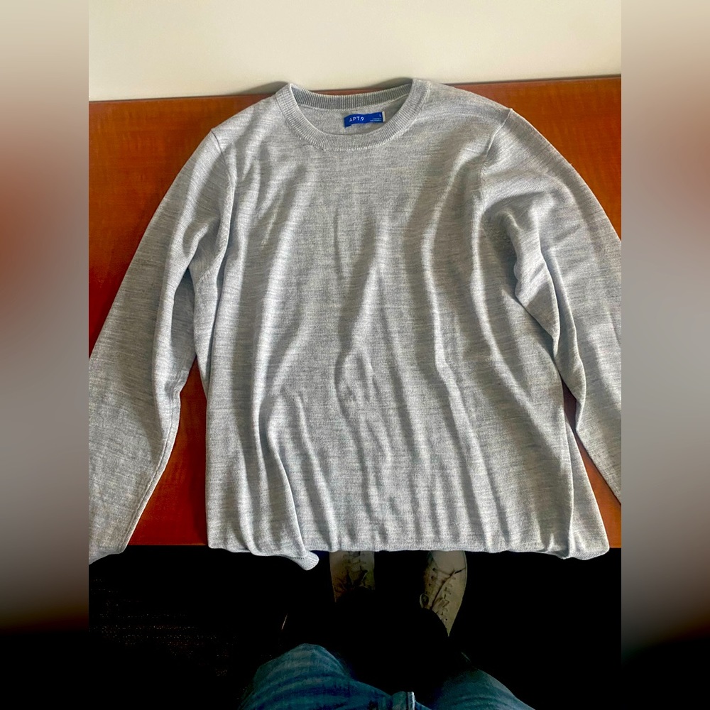 Sweater - Casual or Formal - Comfy - New